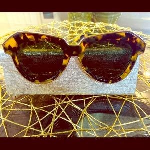 Sunglasses ***Karen Walker***